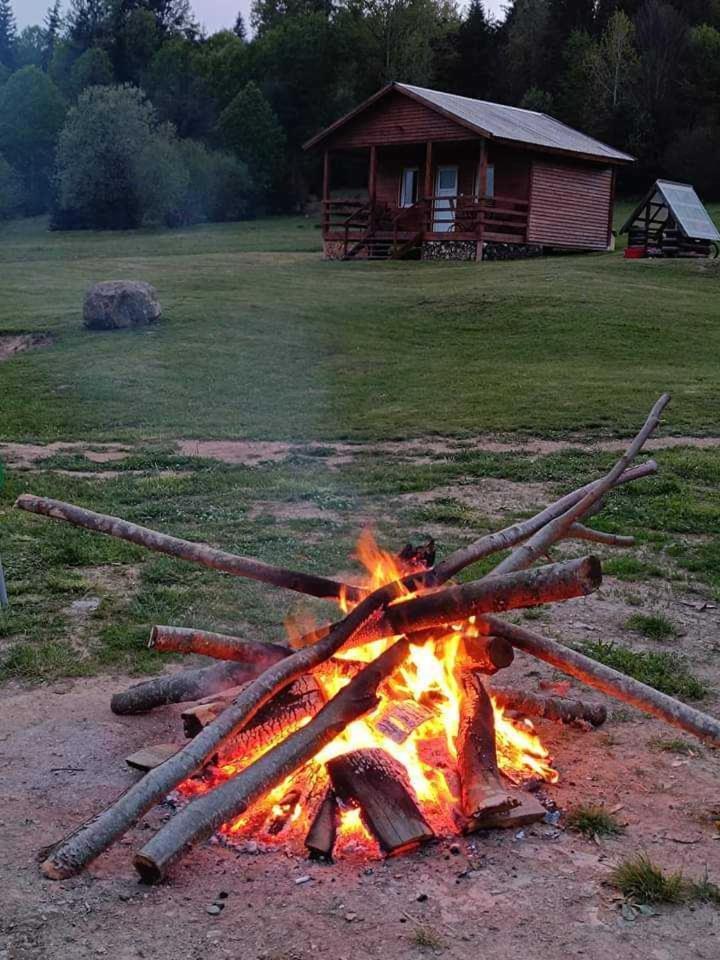 Cabane Areama Neagra Izvoru Mureşului Extérieur photo